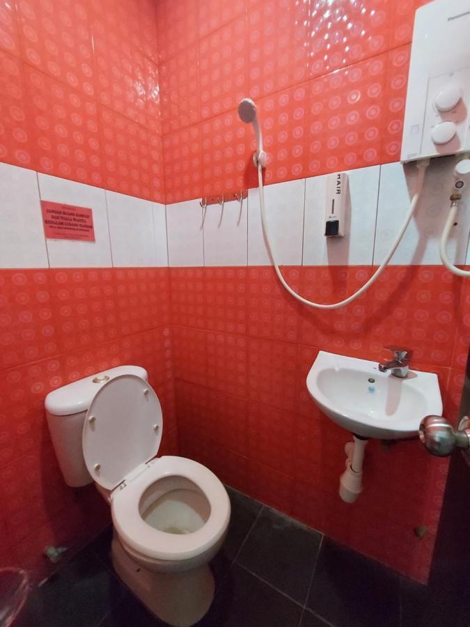 Nabil Nabila Motel Kuah Kültér fotó