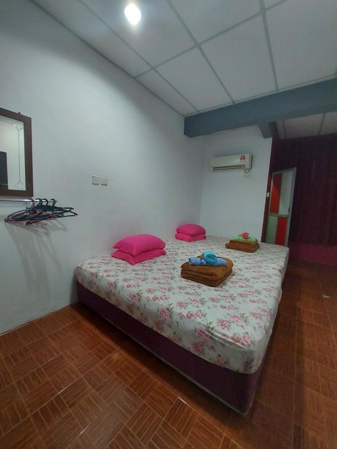 Nabil Nabila Motel Kuah Kültér fotó